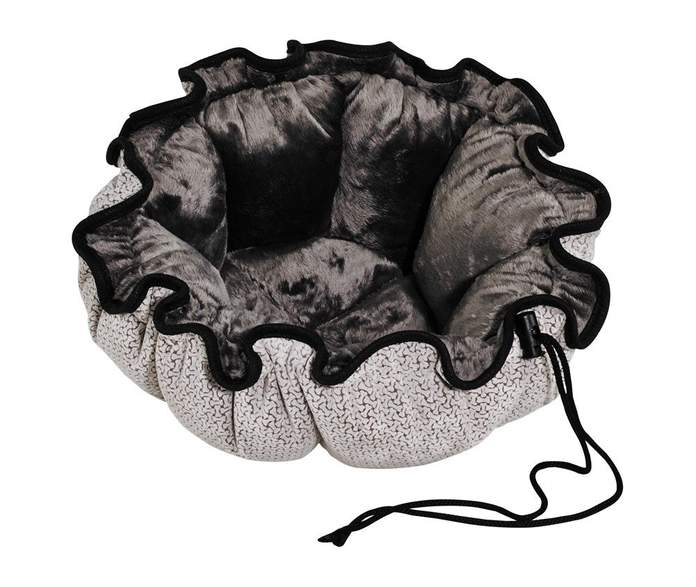 Buttercup Dog Bed - Silver Treats